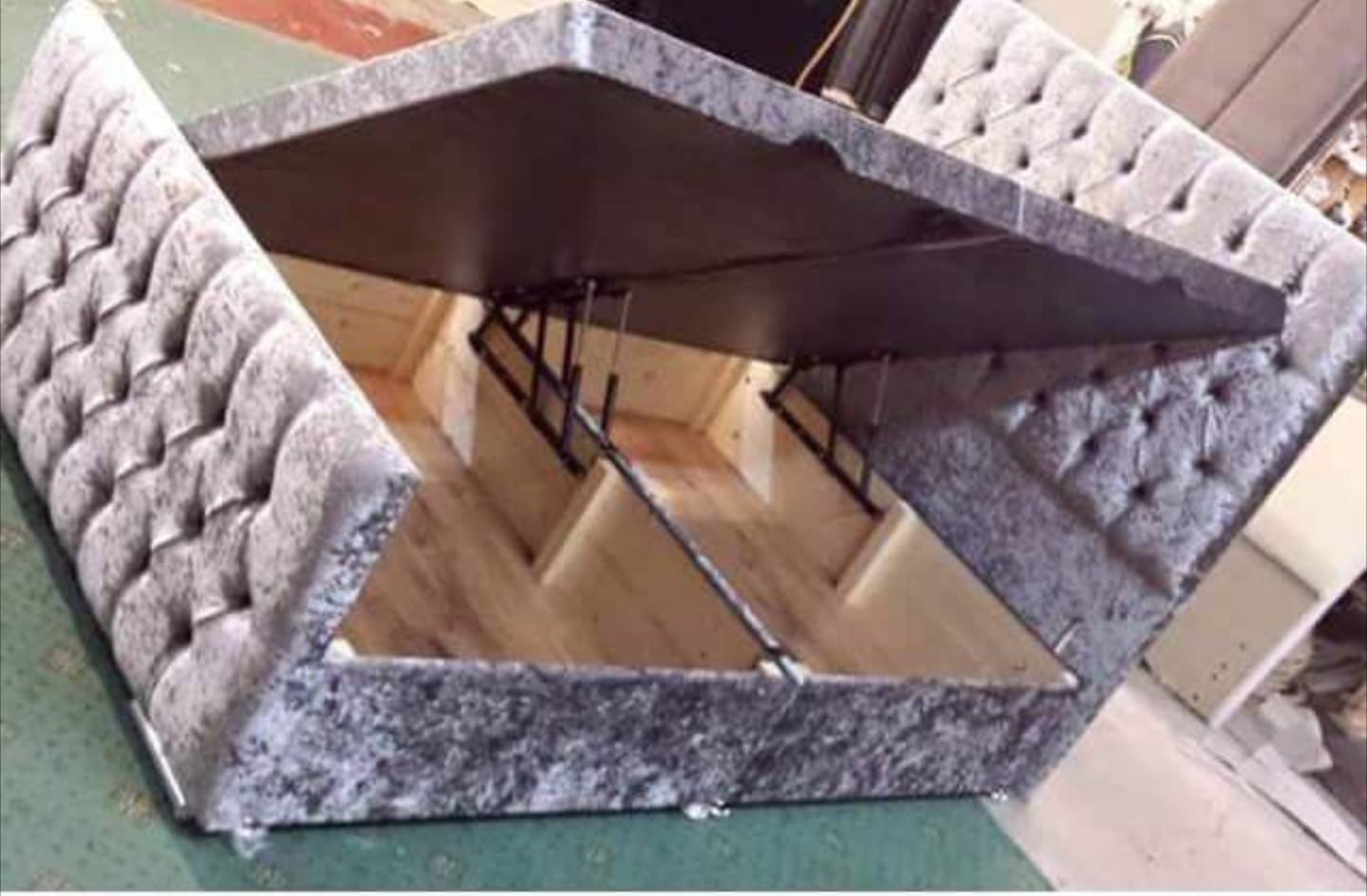 Royal Chesterfield Ottoman