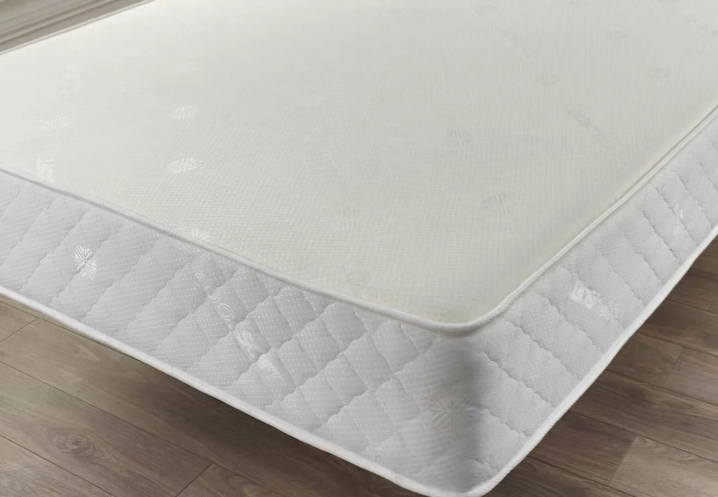 Luxury Deluxe Memory Orthopaedic Mattress
