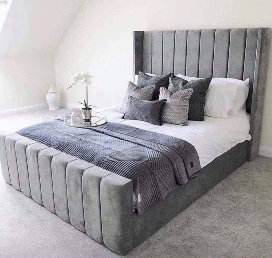 Wing Stripe Royal Bed