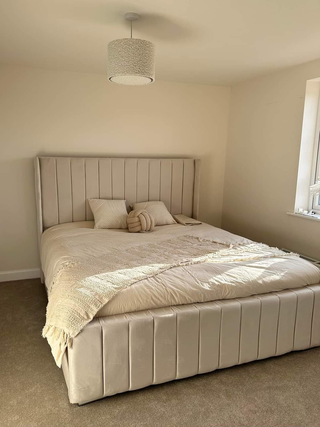 Wing Stripe Royal Bed